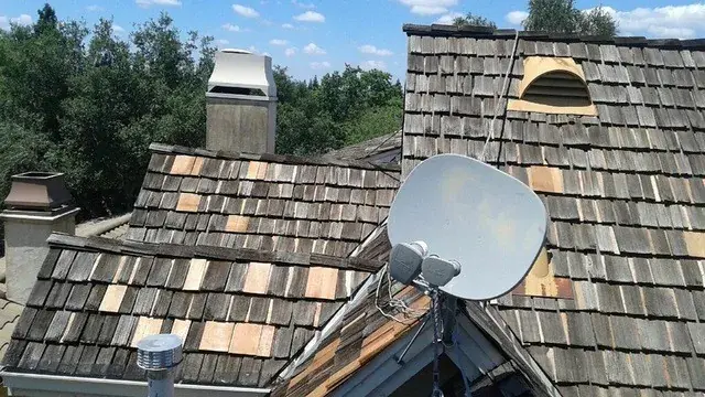 Shake roof repair